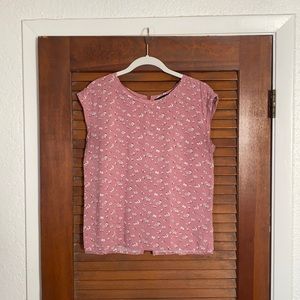 Blush pink floral Abercrombie top